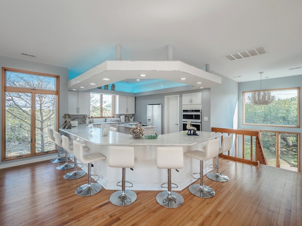 Nicholson Oaks by Topsail Realty