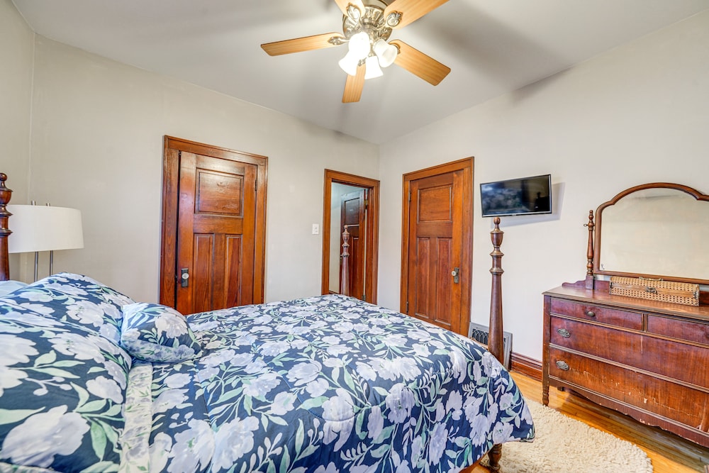 Miscellaneous Market Vacations - Depue Vacation Rental < 1 Mi to the Lake! - Property Image 3