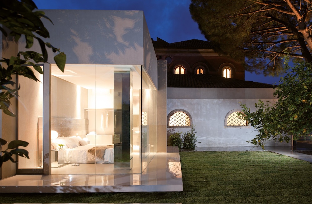 Zash Country Boutique Hotel