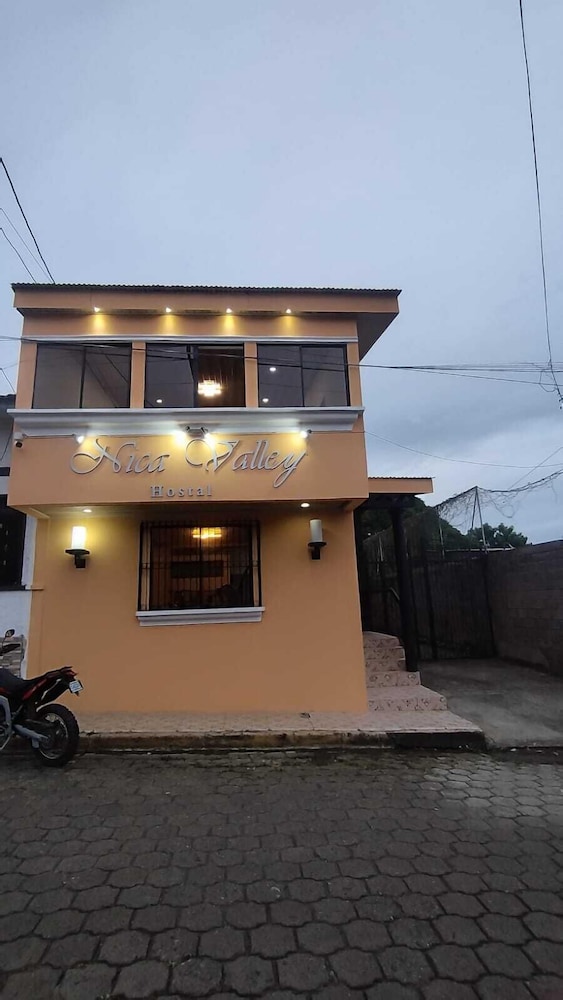 Hotel Nica Valley