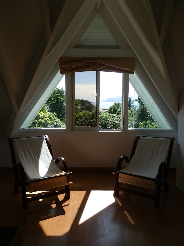 Lemongrass Lodge