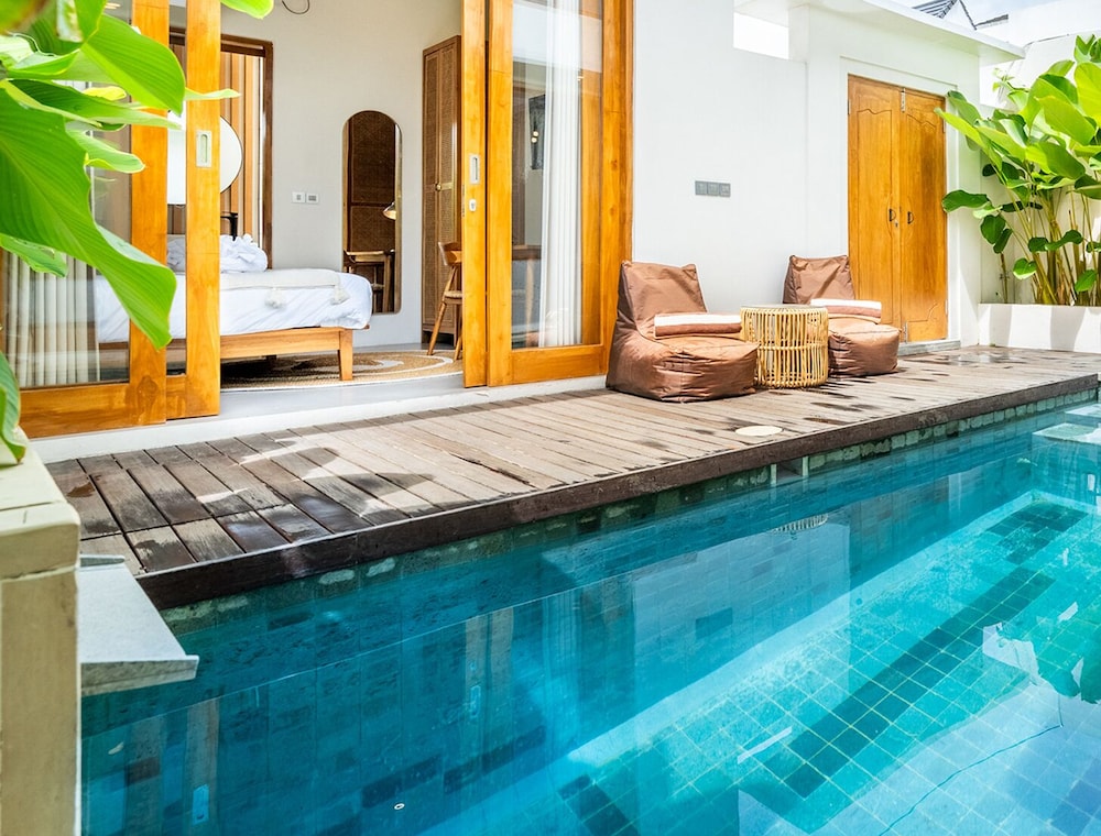 Sunset Village - Villas Complex