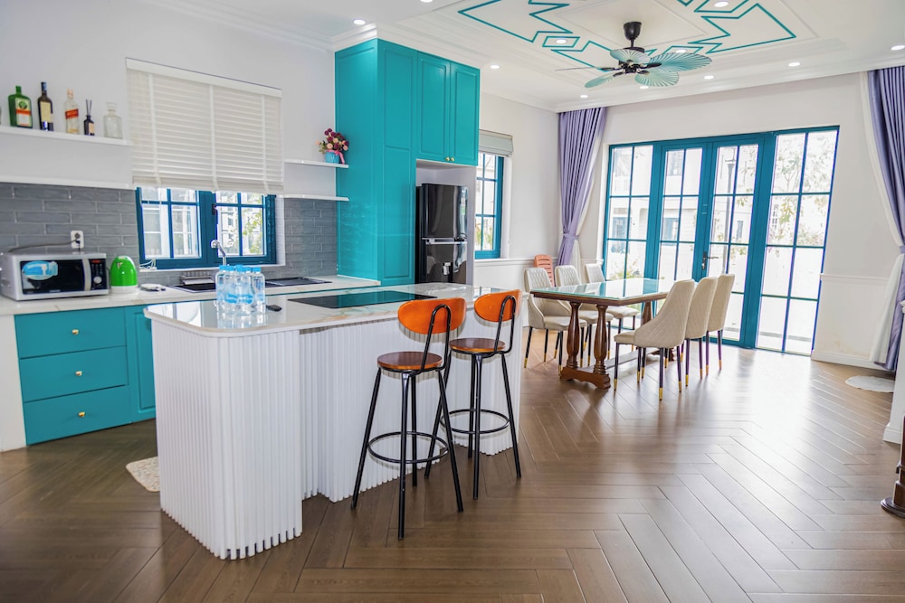 Luxury 4 br Emerald Villa-Novaworld PT