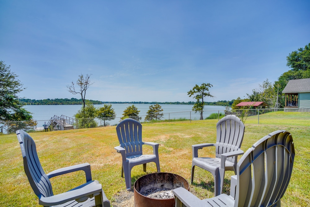 Lakefront Jonesville Cabin w/ Dock  Fire Pit! - Property Image 7