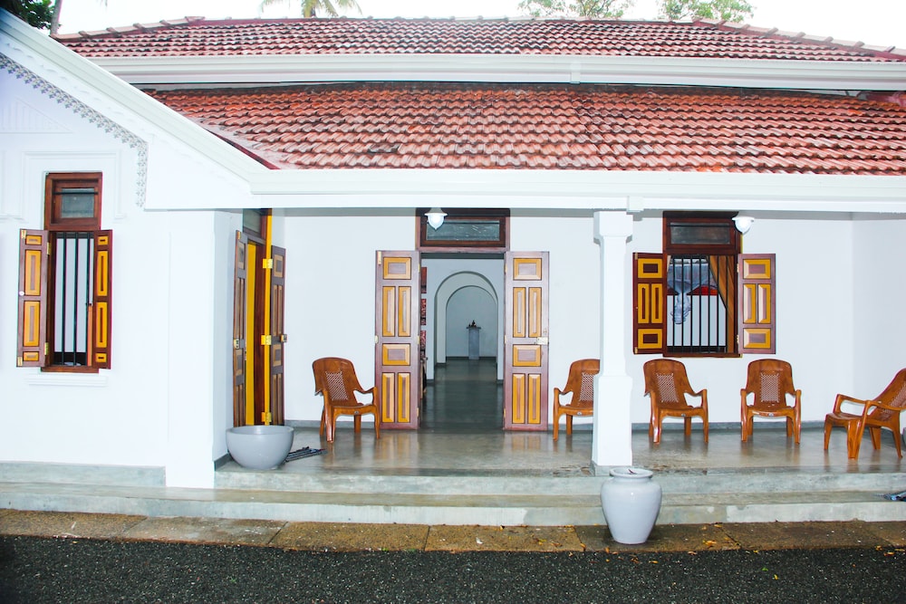Villa Palm Breeze