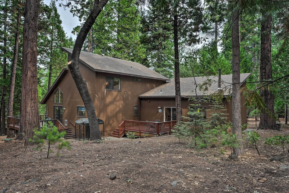 Game Room & Deck: Pet-friendly Camp Connell Cabin