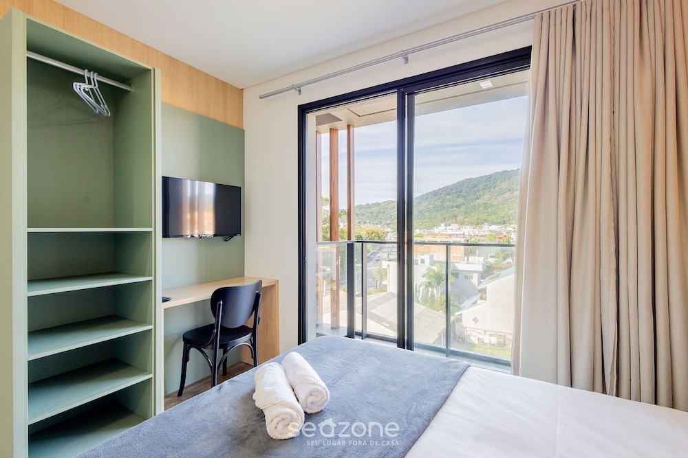 Studios in a Seaside Building, Close to Beto Carreiro at Penha Spot - Psob