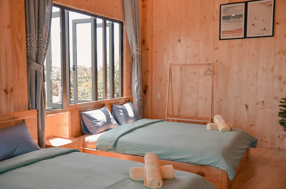 Little Home view 4