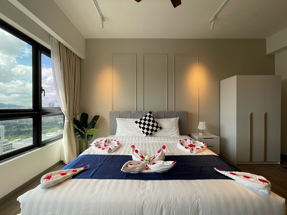 Agile Residence TRX by Isabella