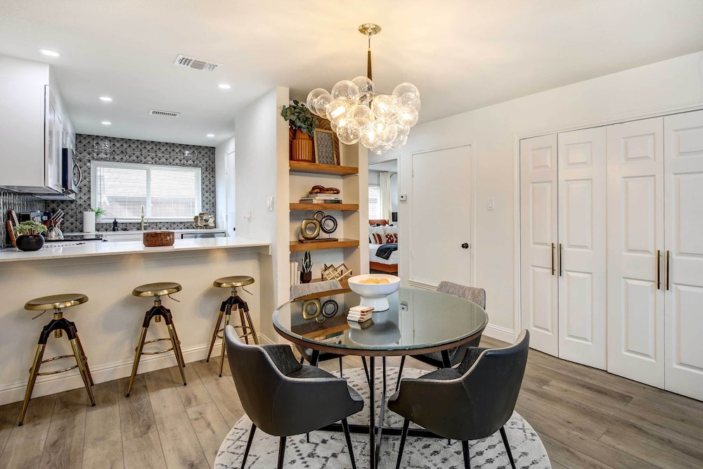 Stylish Allen Home Near Watters Creek Village - Property Image 10
