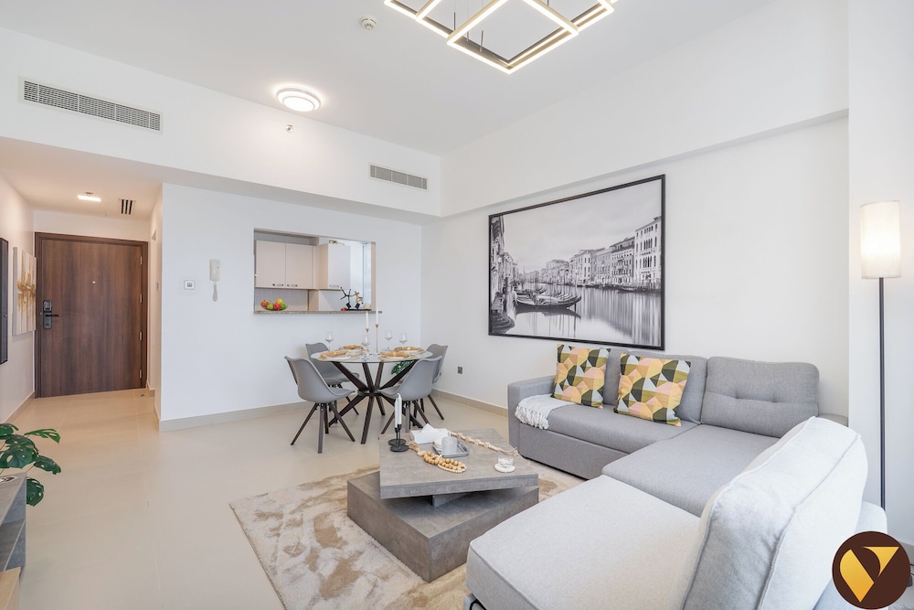 Brand New with Relaxing Pool & Kids Area
