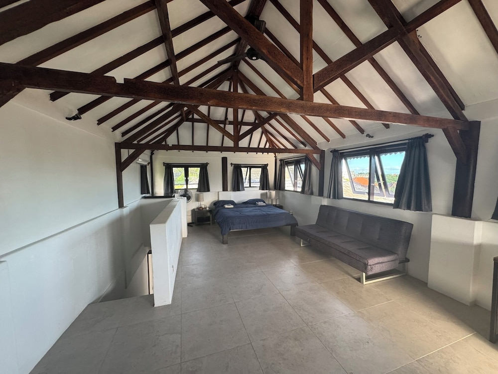 Surf Bali Villa