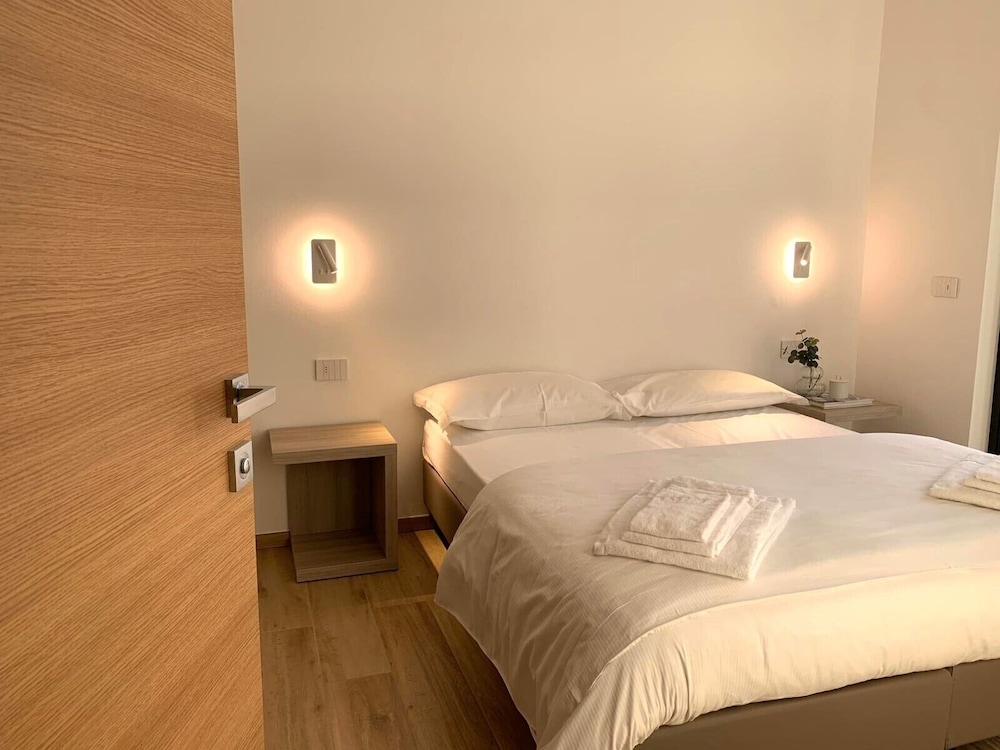 Bernina Suites -2min walk to Bernina Exp