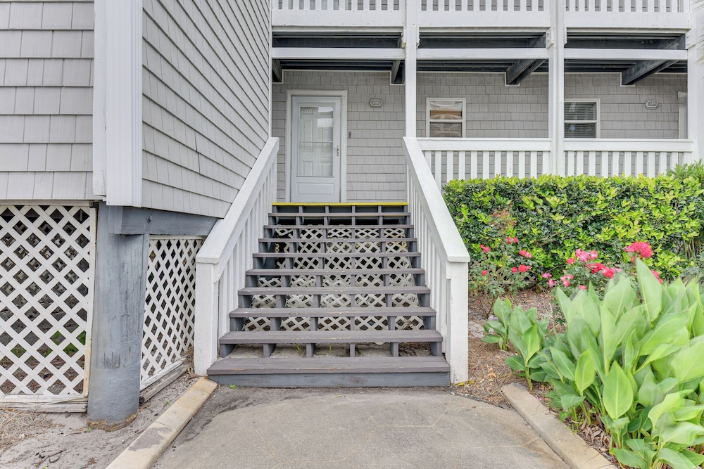 Family-friendly Fort Walton Beach Condo w/ Views