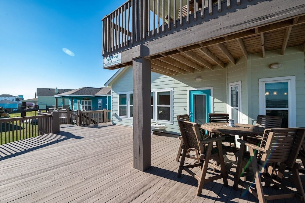 Deja View 3 Bedroom Home
