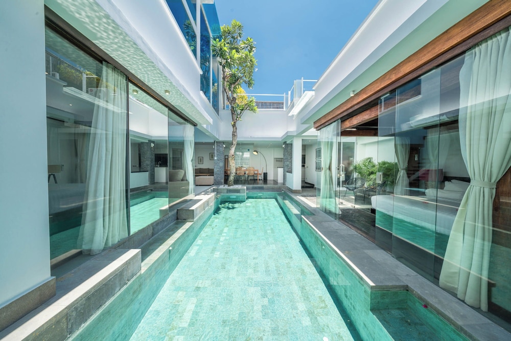 Villa Tykhe view 3
