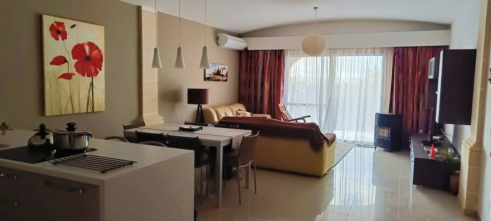 Nadur Gozo Apt With Fantastic Views