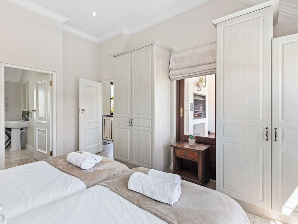 Winelands Golf Lodges at De Zalze