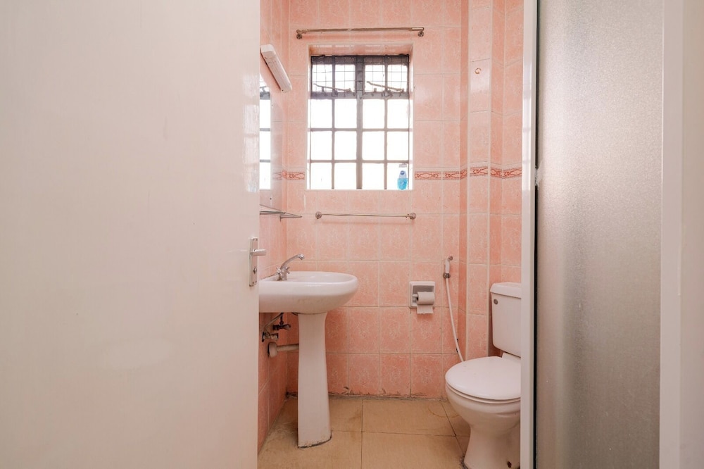 Lux Suites Langata Paradise Apartments
