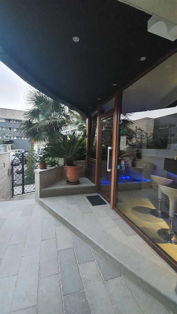Apartments M Palace