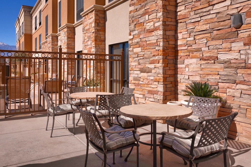 Springhill Suites by Marriott Thatcher, Foto 20