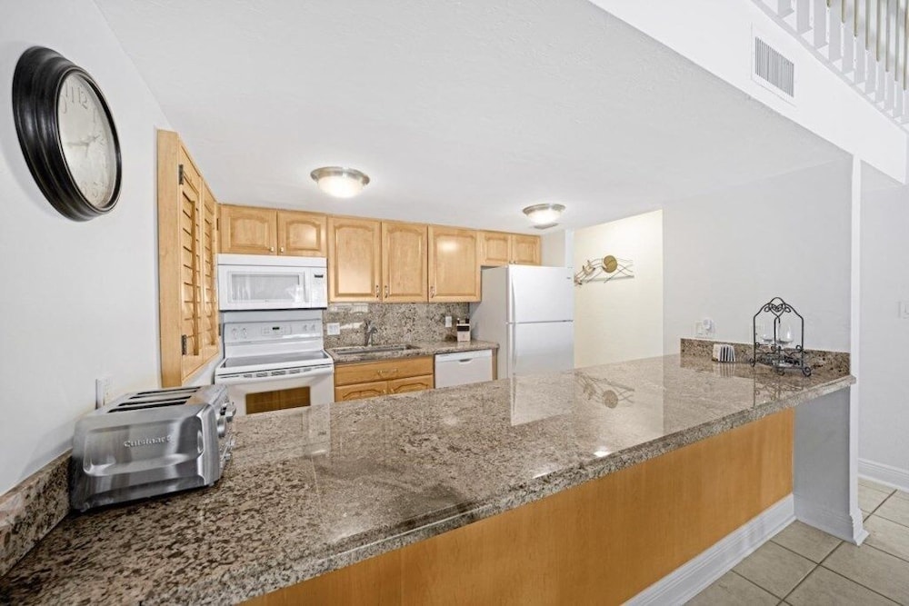 South Seas Beach Villa 2538 3 Bedroom Condo