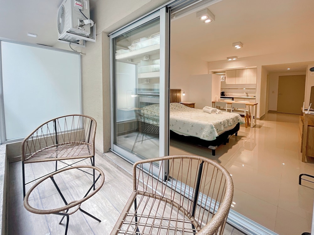 Ayres Suites Moreno