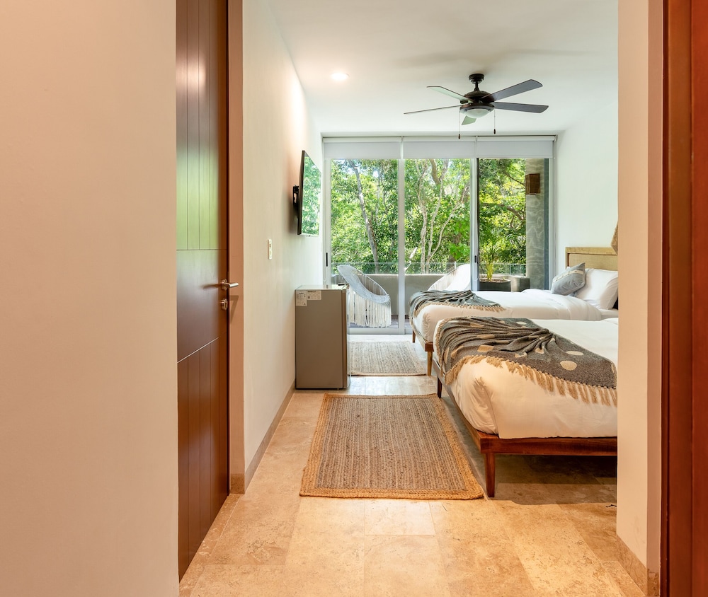 NHOA 206A Lux 2BR Jungle View Aldea Zama