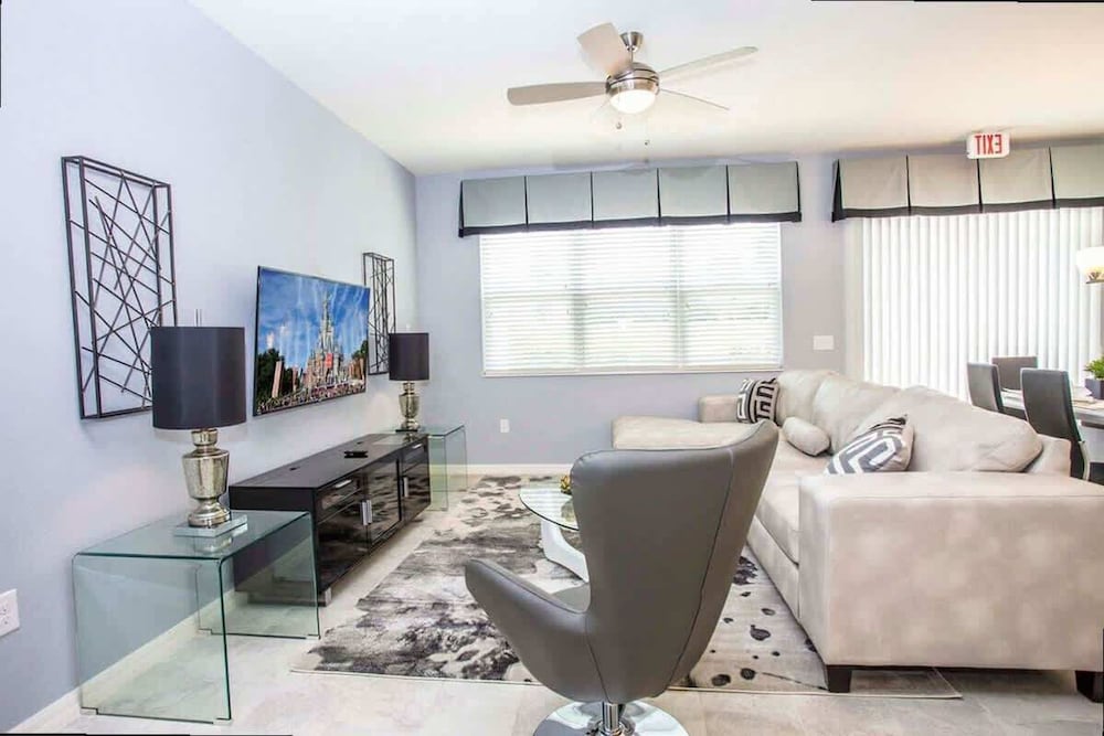 Unforgettable Family Stay 4Bd Gameroom by Disney