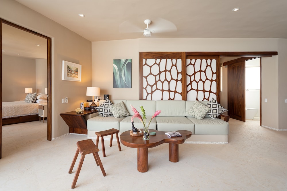 Punta Majahua Condos