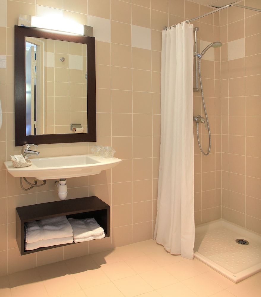 Lourdes Vacations - Grand Hotel de la Basilique - Property Image 36