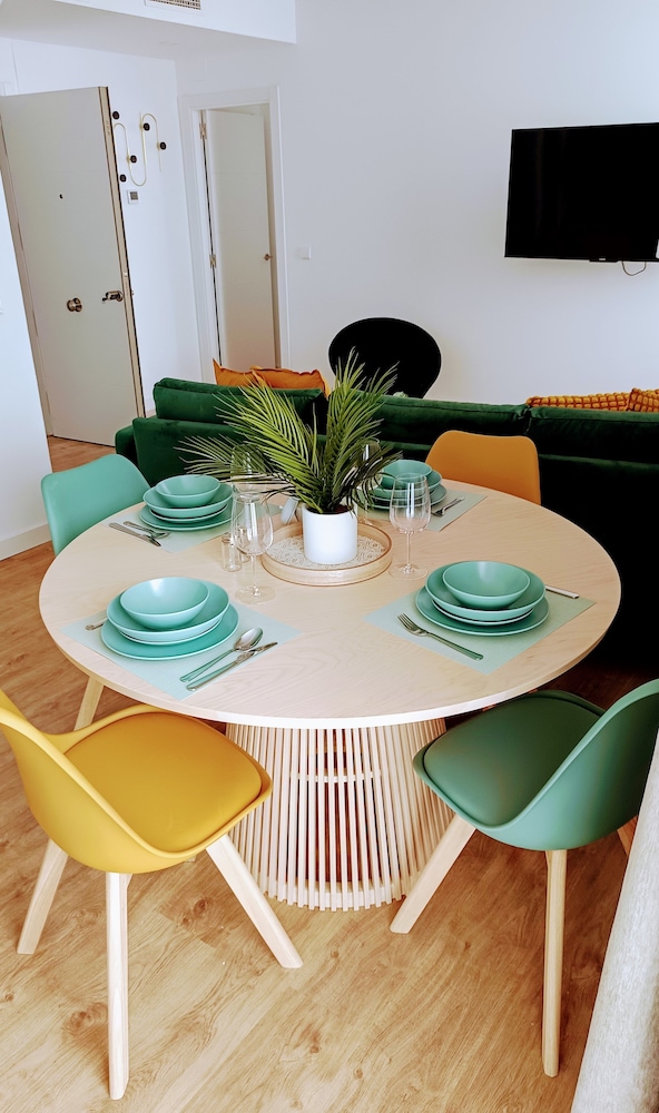 APARTAHOTEL MADRID URBAN SUITES - EDIFICIO EXCLUSIVO - 7 Apartments Boutique Full Equiped