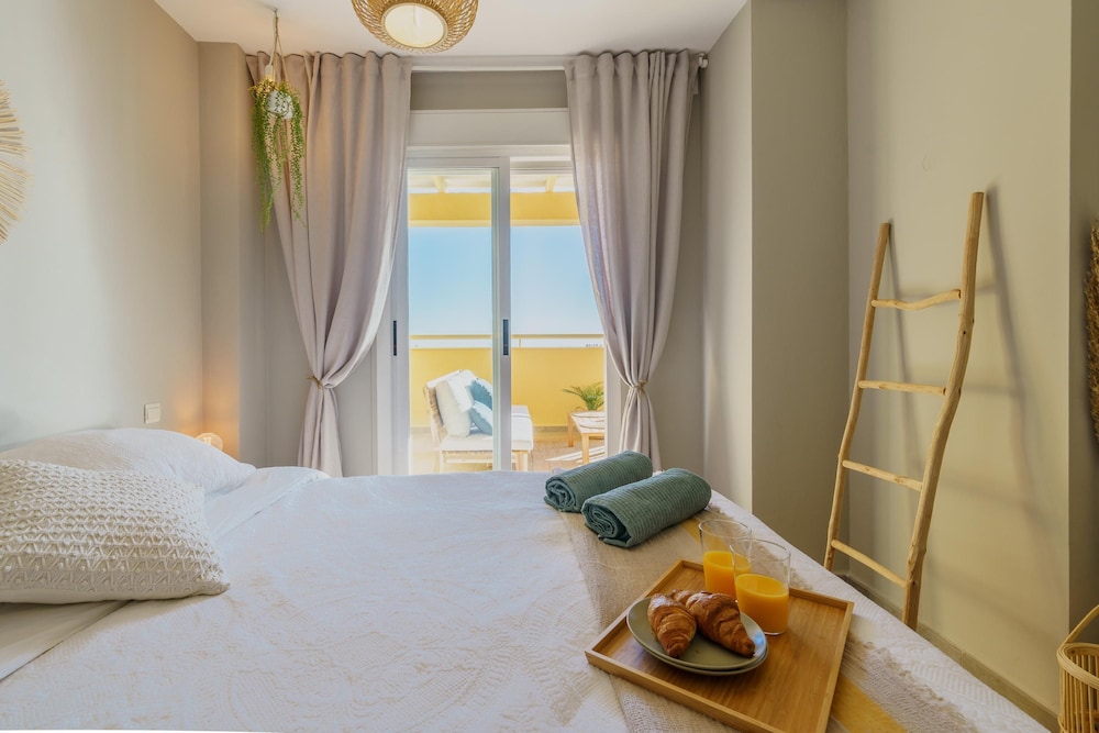 Calahonda Royale Seaview Suite photo 4