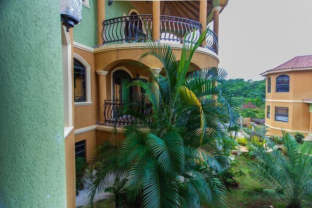Milbrooks Villa and Retreat