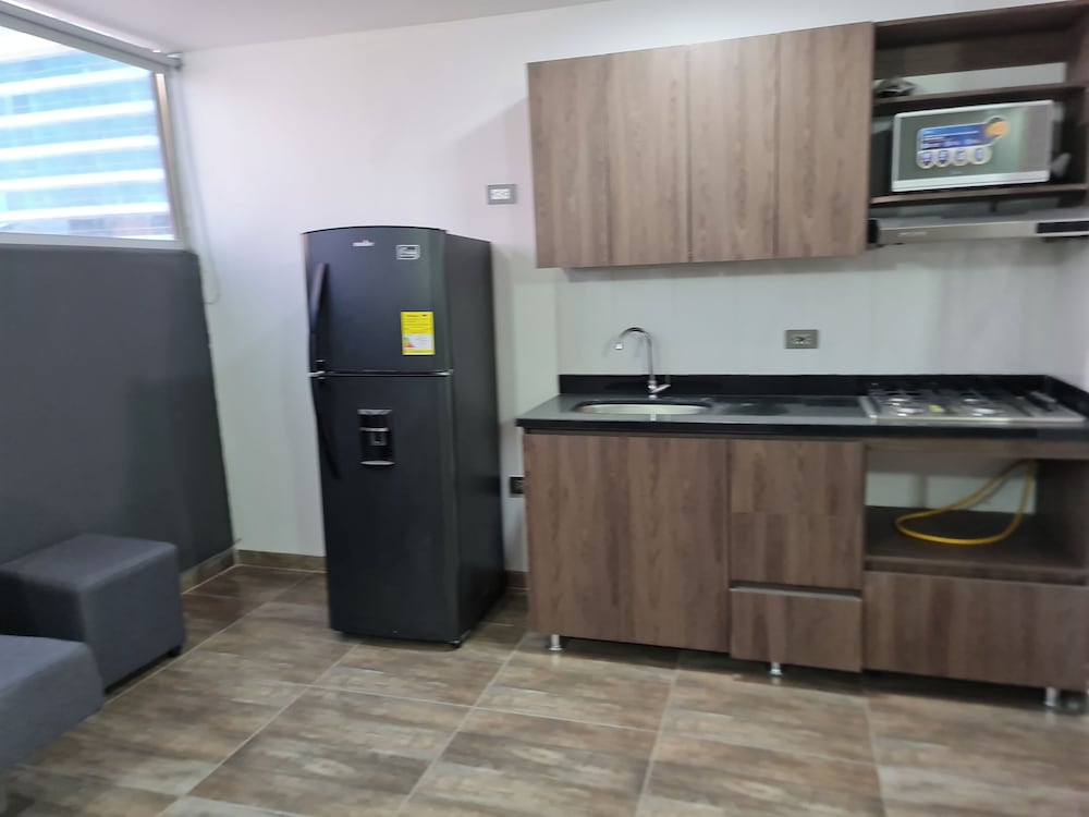 RG33 ApartaSuites