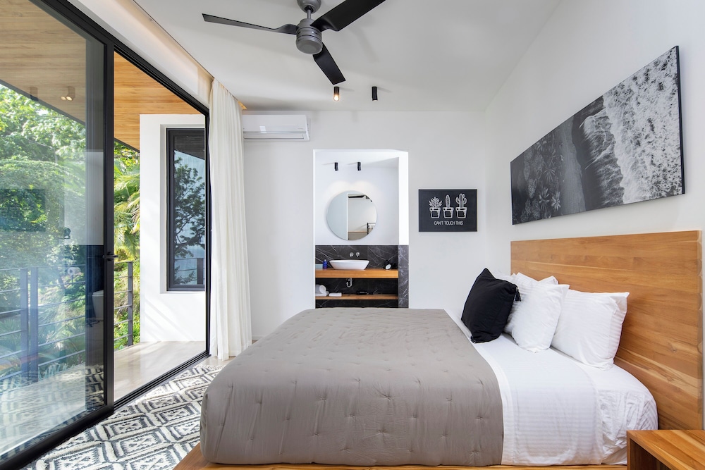 Villa Nof Yam Luxury Villa Santa Teresa