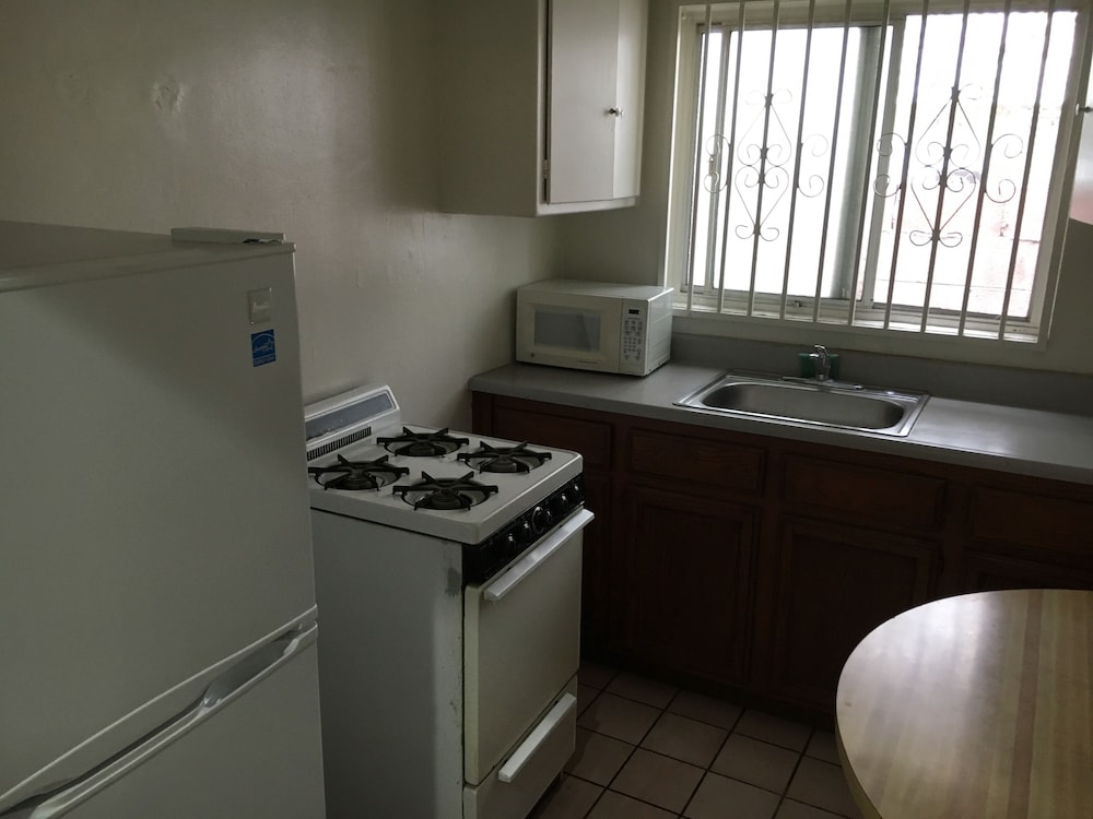 Starlite Motel - Property Image 6