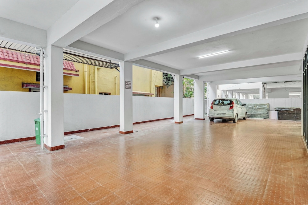 Season4 Residences 1-BHK furnished appt