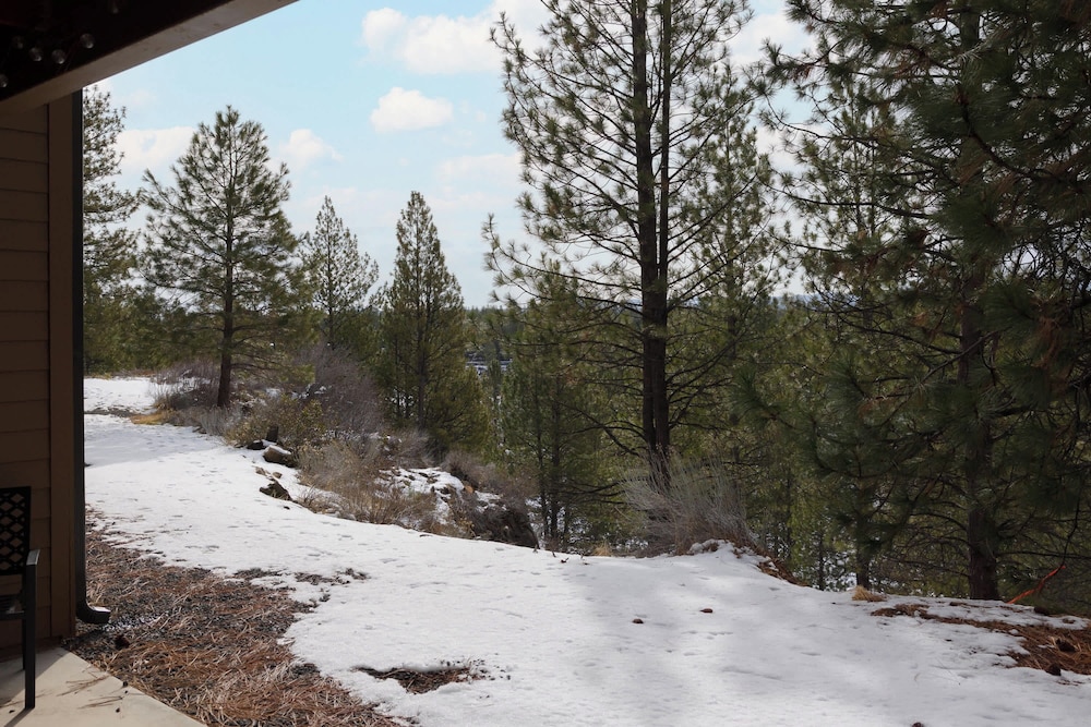 High Desert Retreat - For 4!