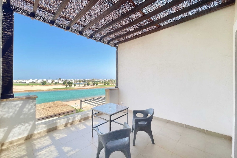 Xuru Stays I Poised & Pearly 3 BDR Villa @ Cyan El Gouna