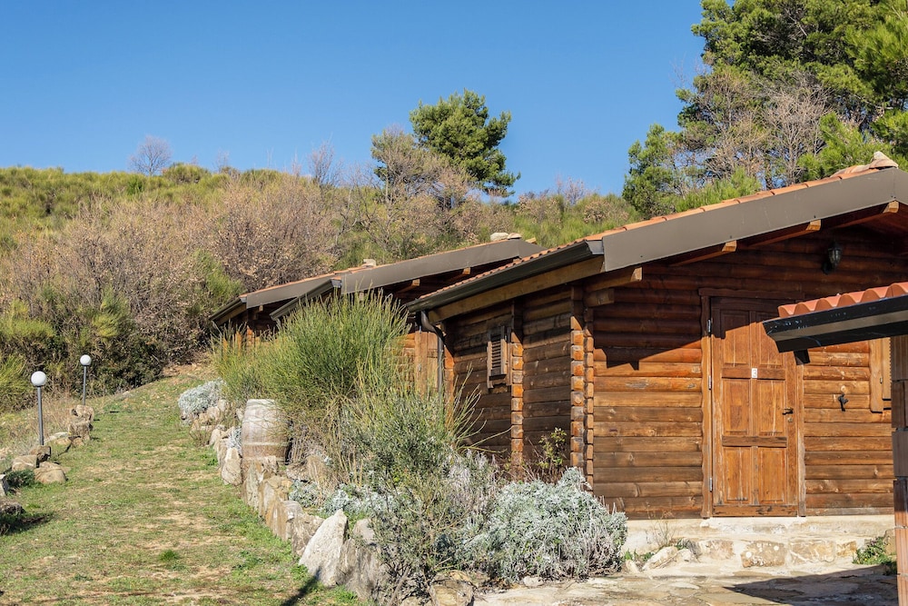 Agriturismo nel cuore del Pollino con Vista Panoramica