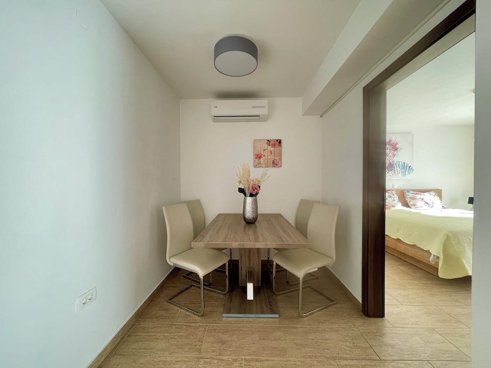 Villa Eternity