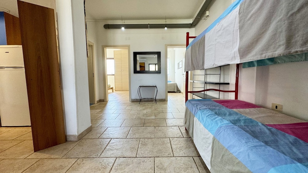 Villetta Certosina 1 - Villa Just a few Meters From the sea
