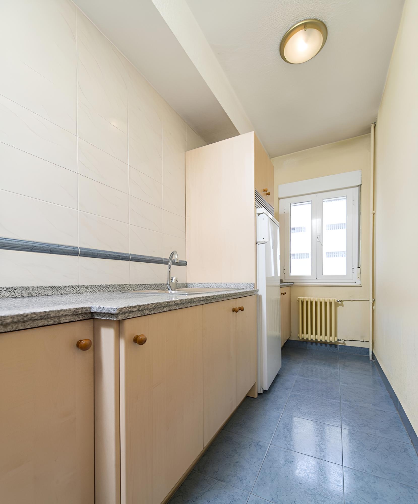 Ensuite Rooms for Women Only - LEON photo 3