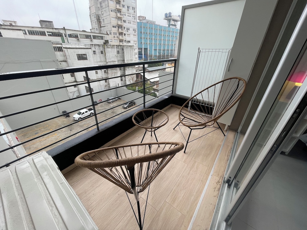 Splendid, Modern, and Cozy With Pool