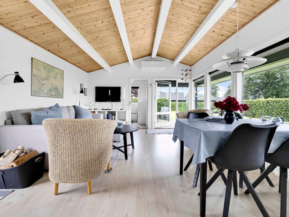 5 Star Holiday Home in Otterup