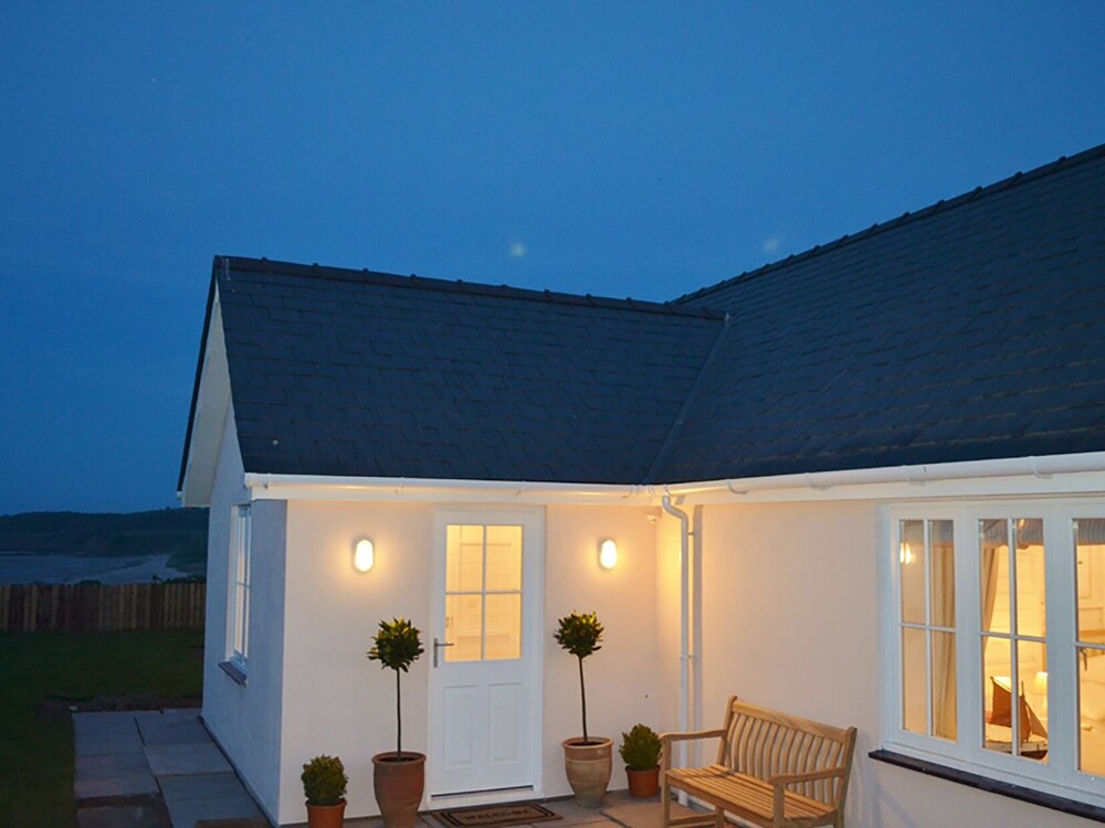Lligwy Beach Cottage view 5