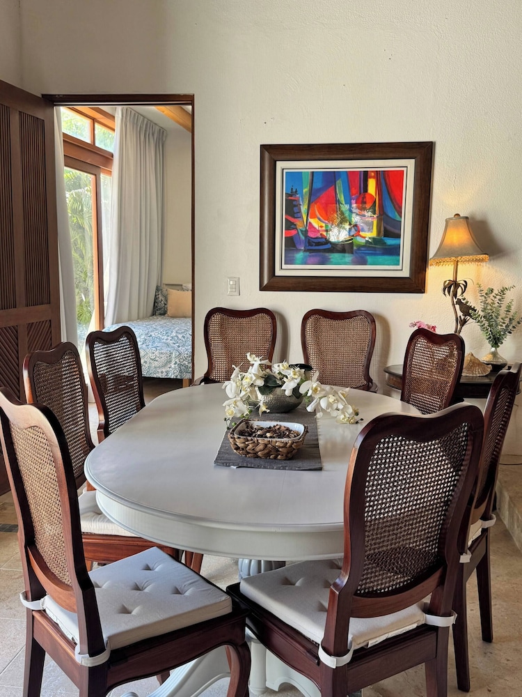 Luxurious Punta Cana Villa With Private Pool & Beach Access