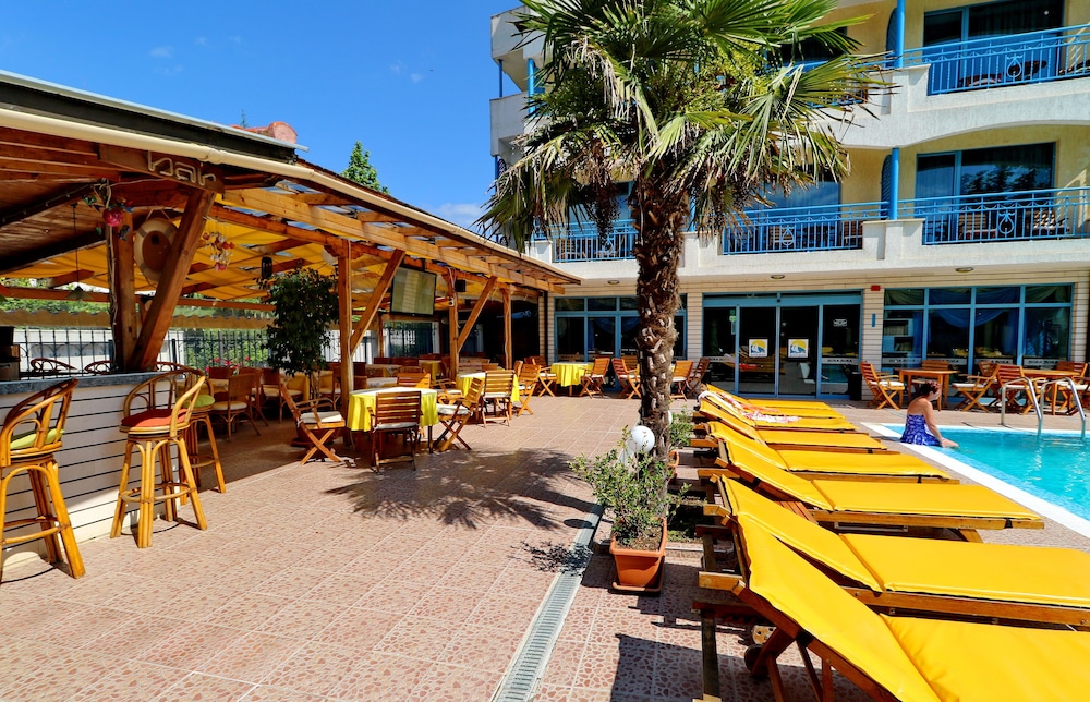 Nessebar Vacations - Bora Bora - Property Image 2