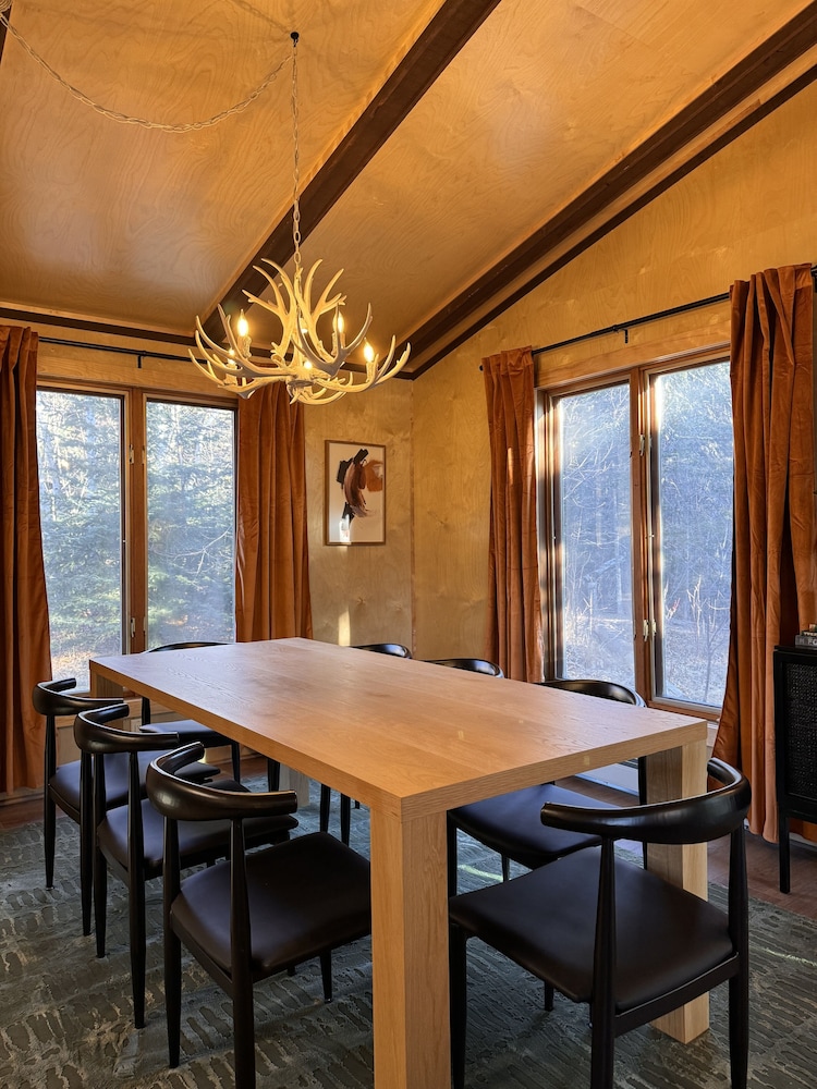 Cascade Lodge